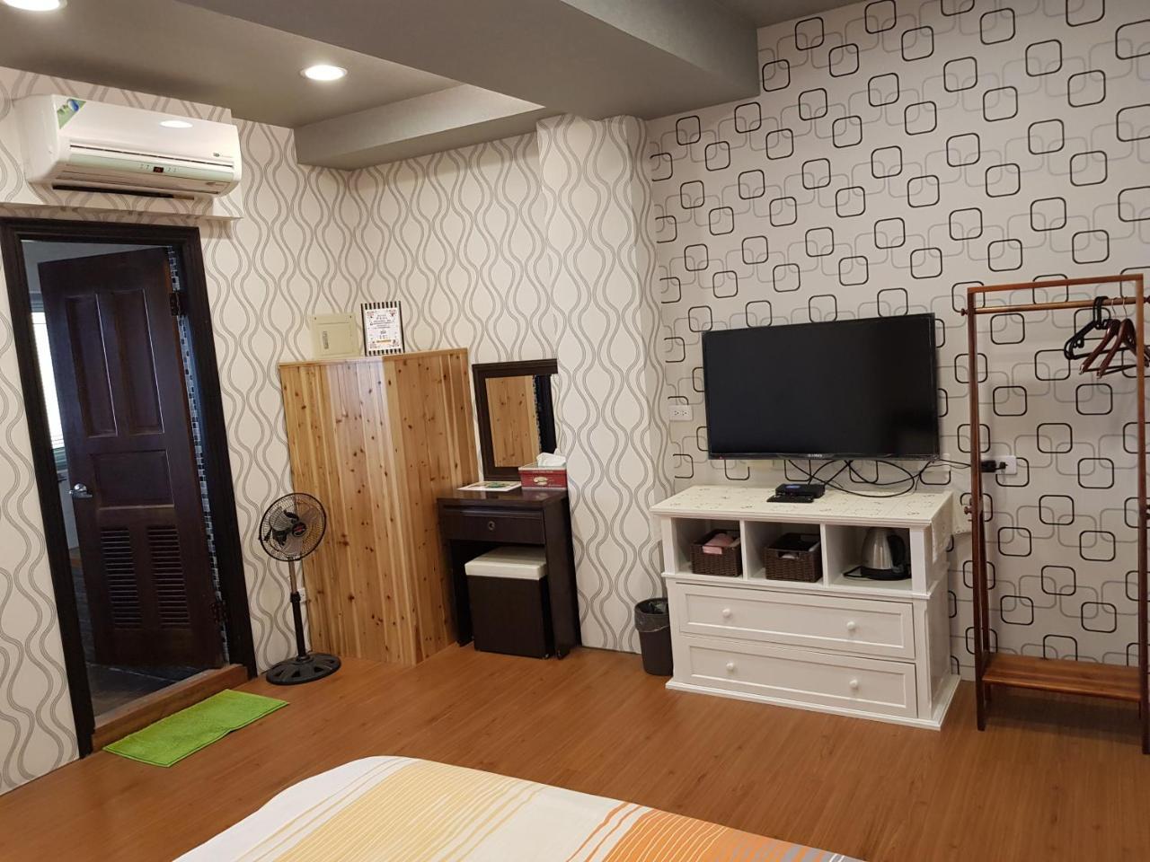 Dream Lake Tainan Exterior foto